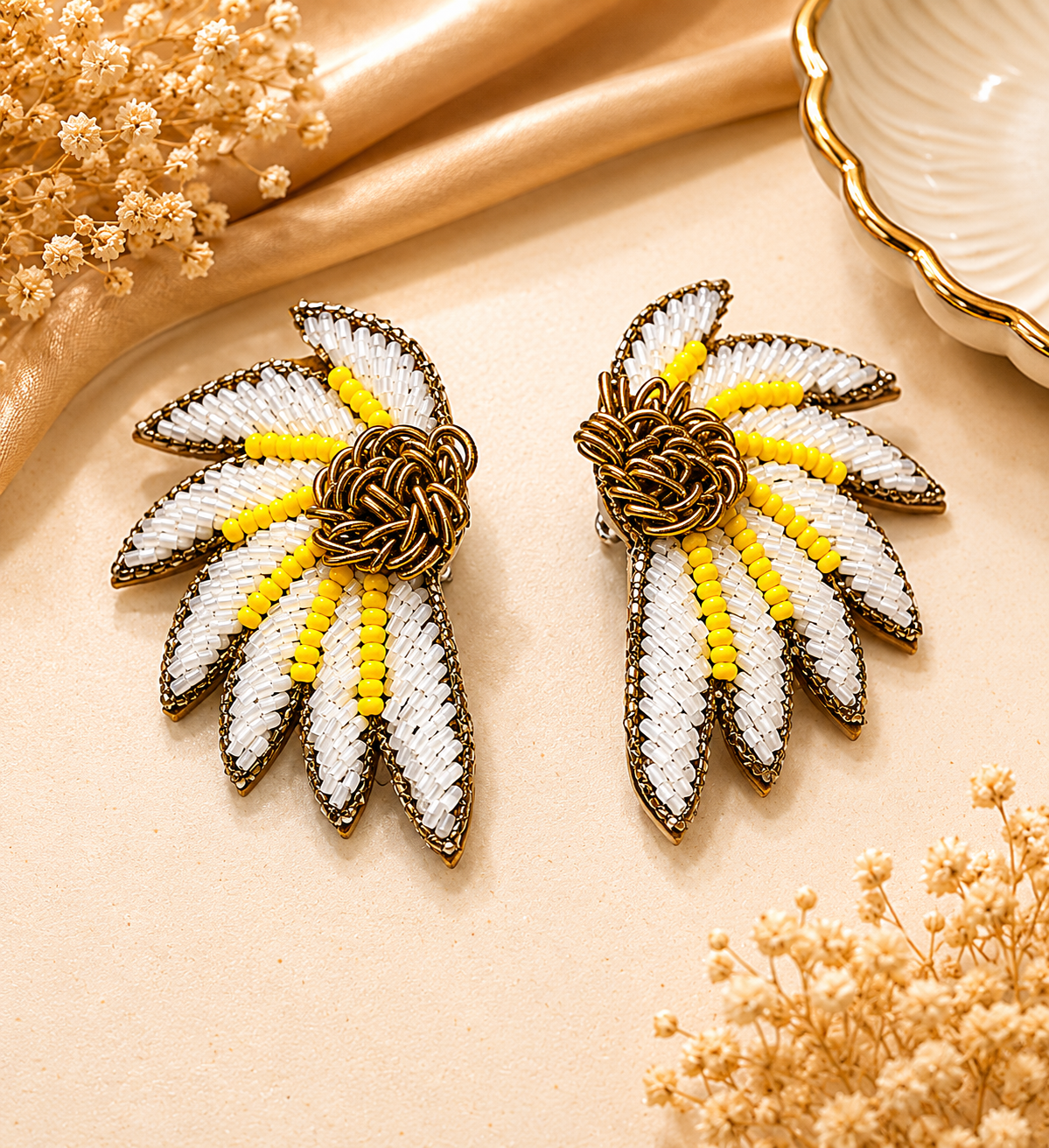 Amica Slexia Elegant Daisy Flower Earrings