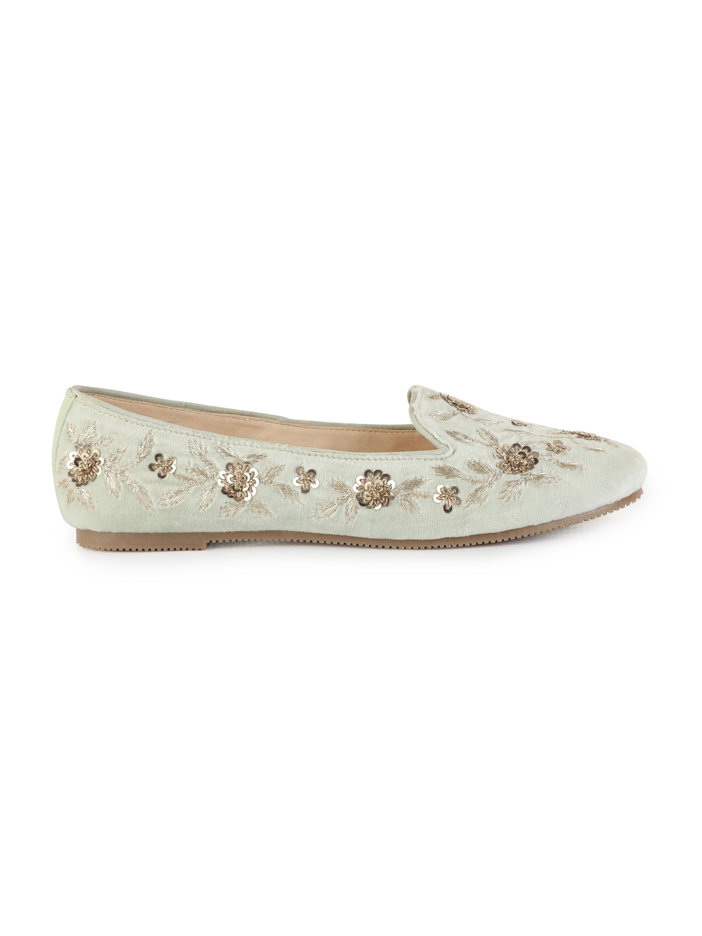 Embroidery in Pistas Green