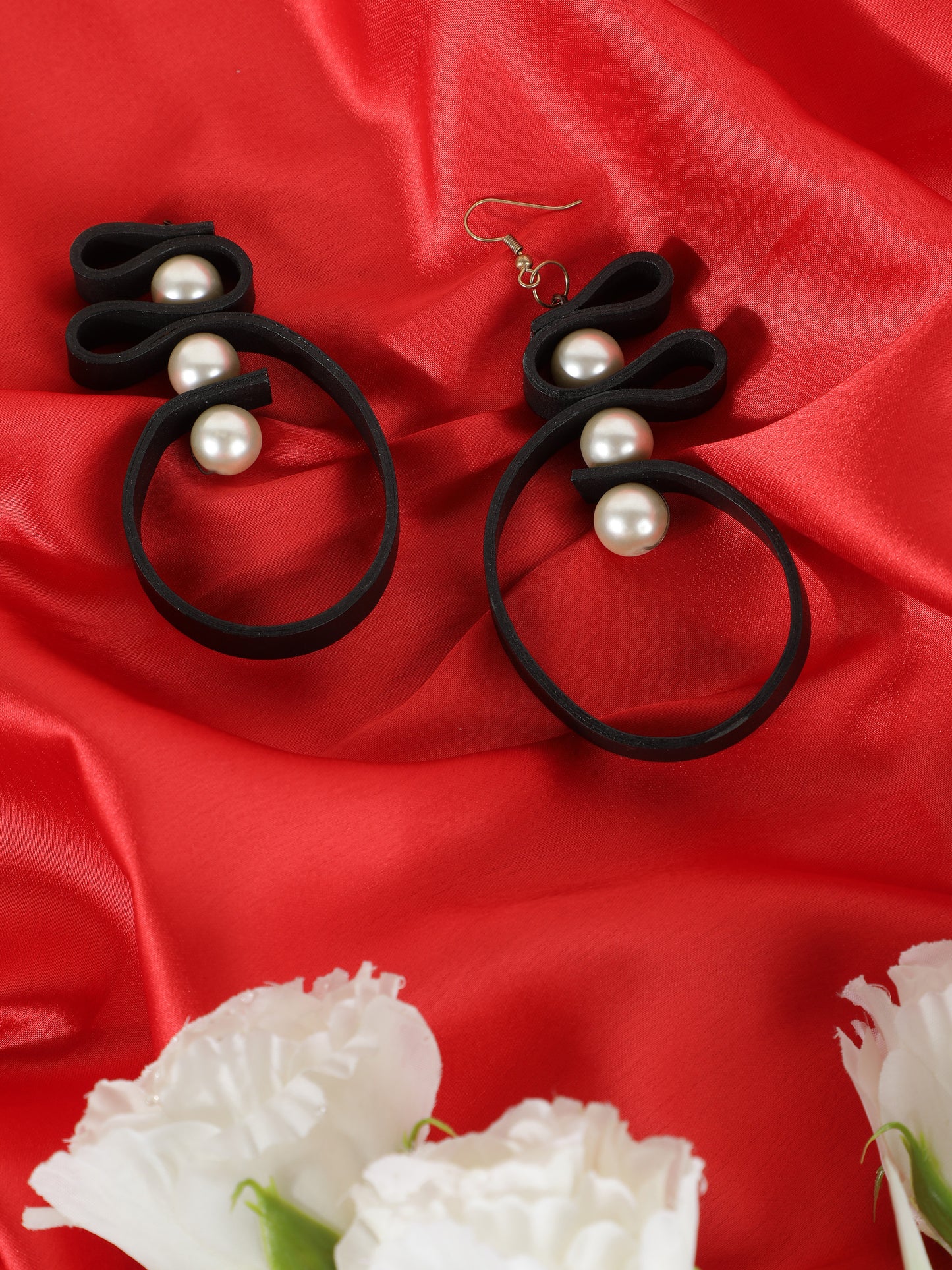 Black L.A Modern Earring