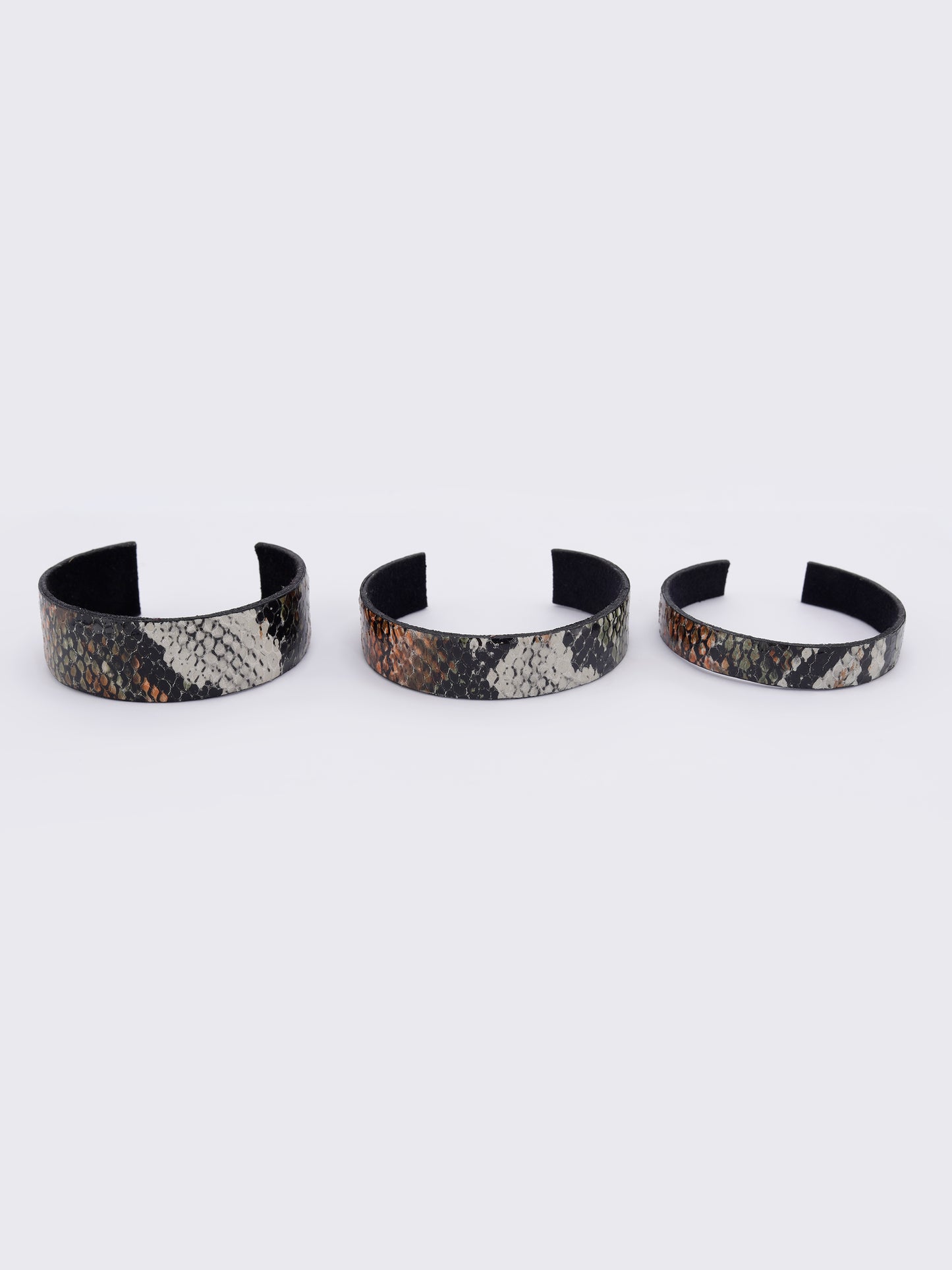 Snake Design Bangle (Set of 3)