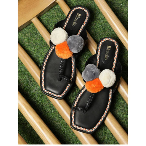 Dazelio Women’s Pom-Pom Toe-Ring Flat Sandals