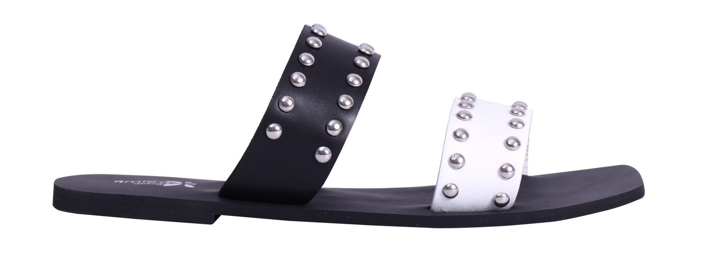 Rivit style sandal