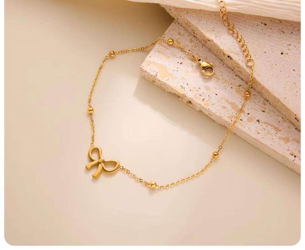 Dazelio Gold-Plated Bow Charm Bracelet for Women