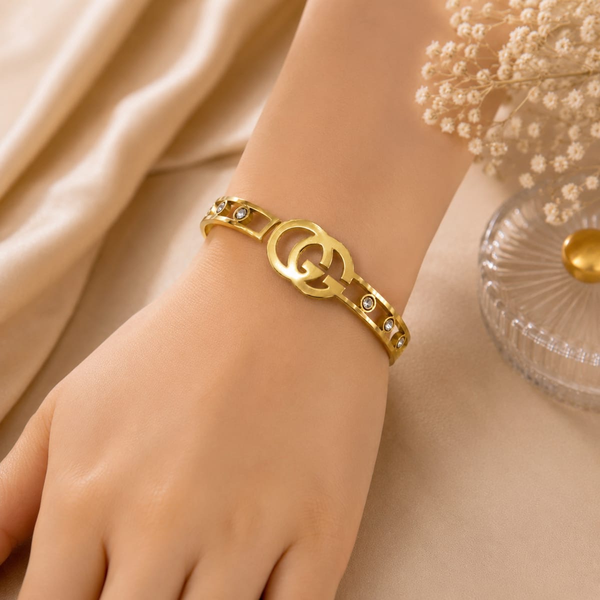 Dazelio Luxury Gold-Plated Double G Charm Bracelet