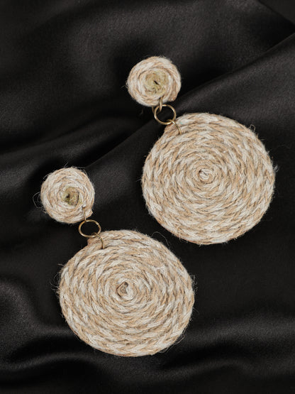 Beige Jute Design Earring