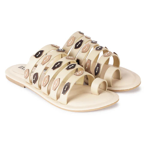 Fish on the top leather flats