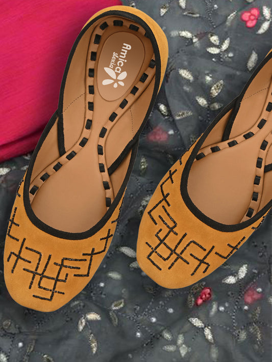 Women’s Embroidered Ethnic Jutti | Comfortable Flat Traditional Footwear