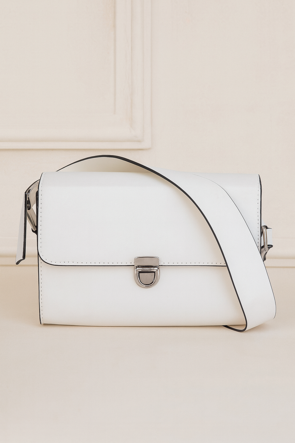 Women’s White Crossbody Sling Bag