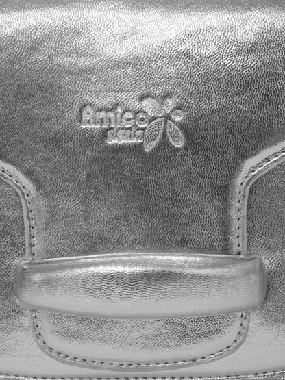 AMICA SLEXIA SILVER FLATS & CLUTCH