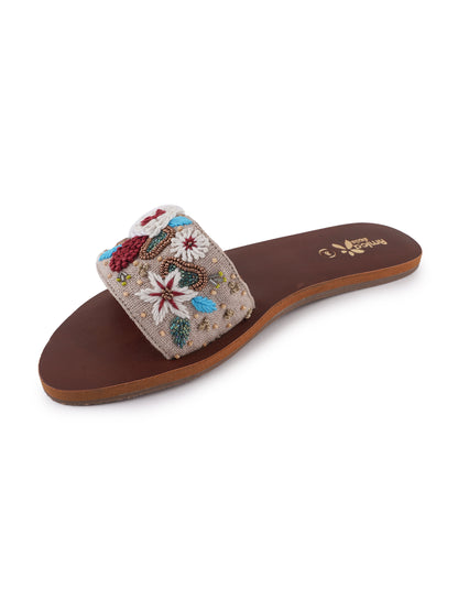 Embrodiery Flat sandal