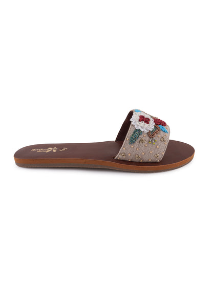 Embrodiery Flat sandal