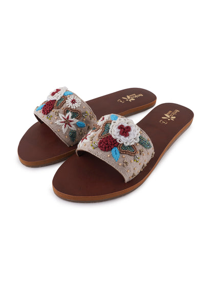 Embrodiery Flat sandal