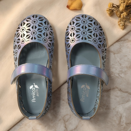 AmicaSlexia Girls Blue Floral Cutwork Ballerina Flats