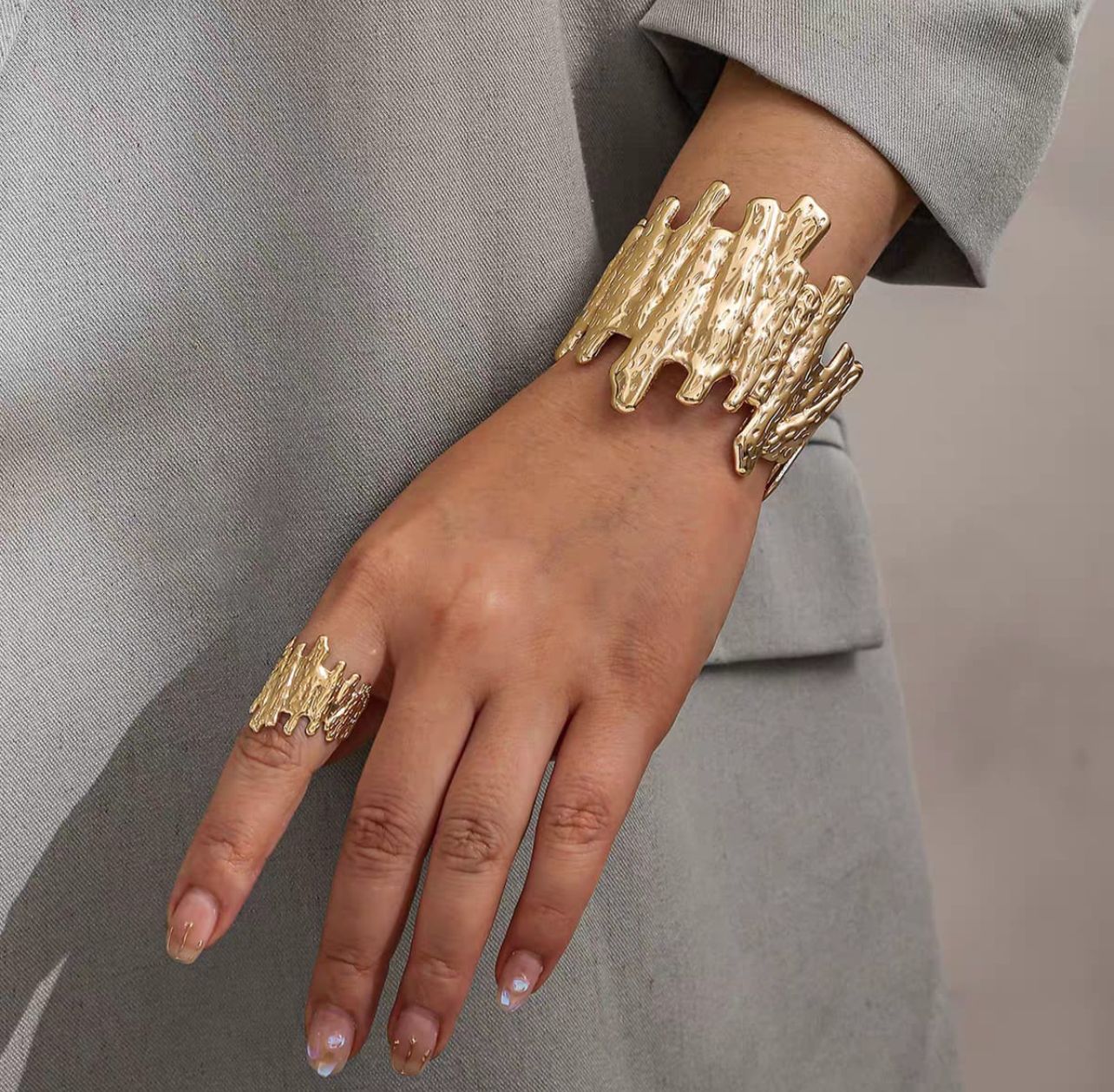 DAZELIO Luxe Melted Gold Cuff Bracelet