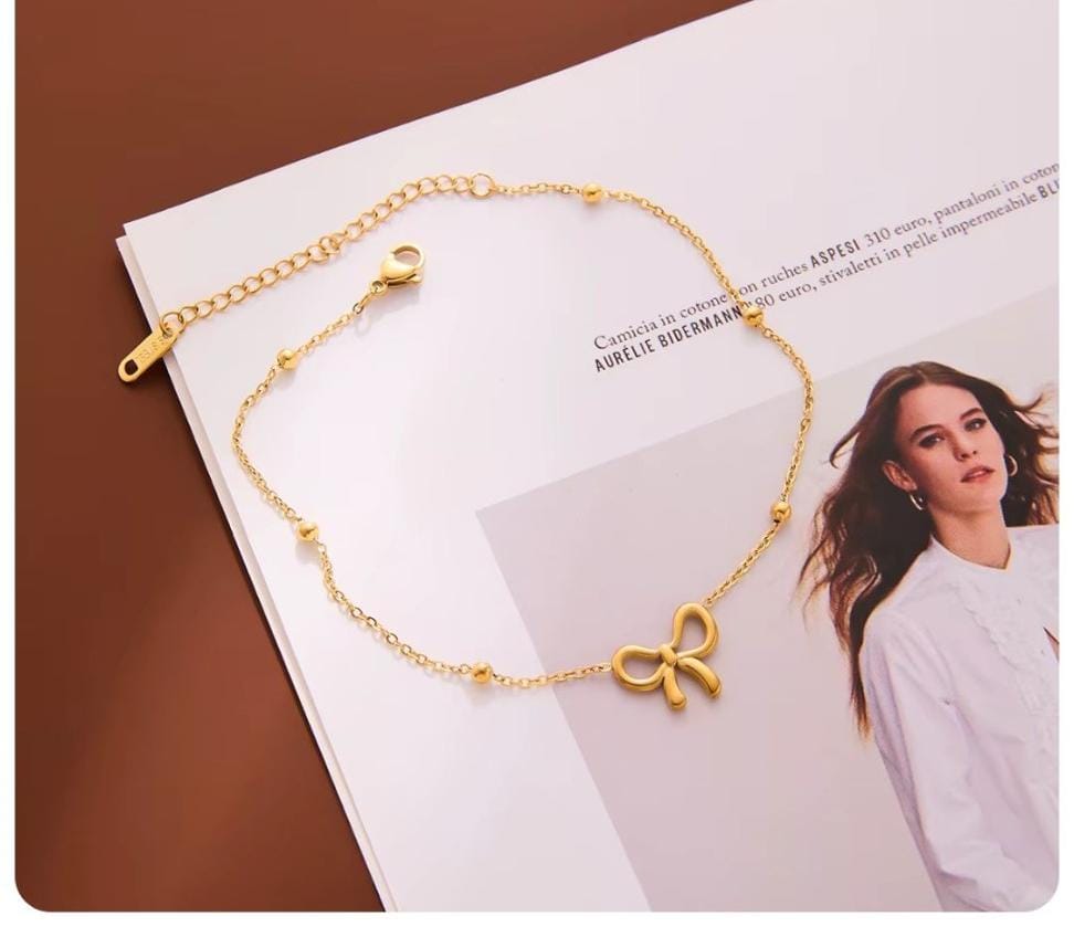 Dazelio Gold-Plated Bow Charm Bracelet for Women