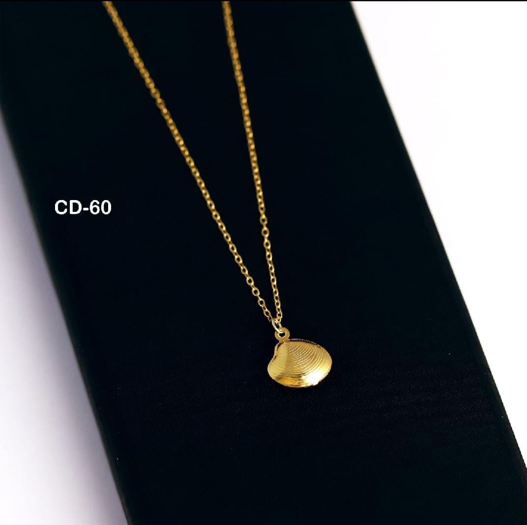 Dazelio Gold-Plated Minimal Shell Pendant Necklace