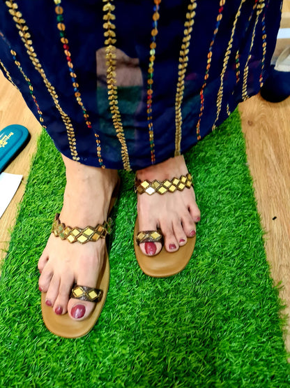 Designer Mirror Kolhapuri Chappal