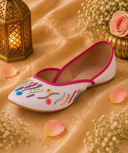 Women White Multicolor Embroidered Jutti