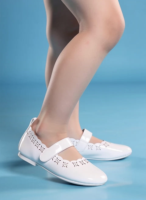 Kids White Ballerina Leisure Footies