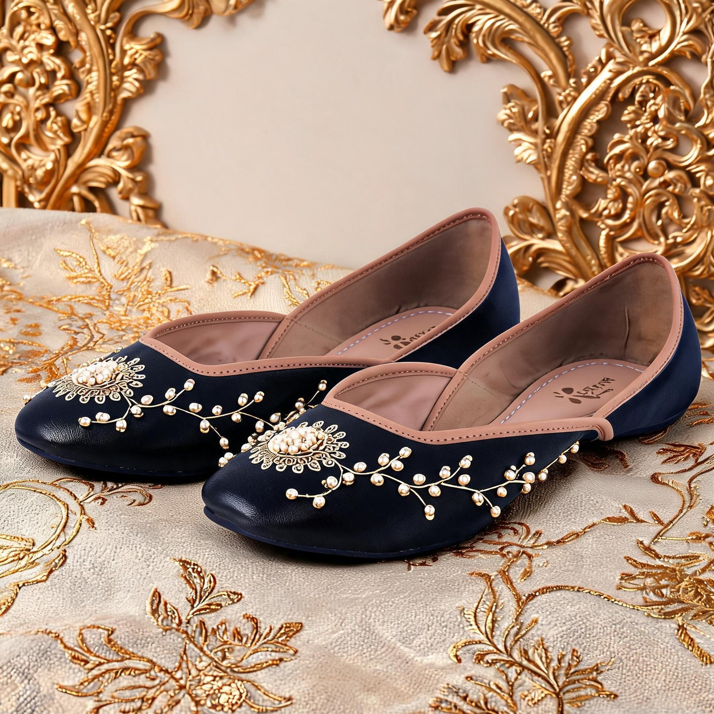 Amicaslexia Women’s Black Pearl Embellished Jutti