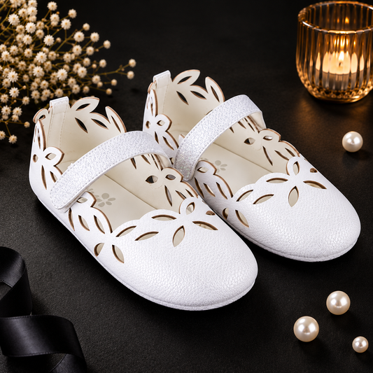 AmicaSlexia Girls White Cutwork Ballerina Flats