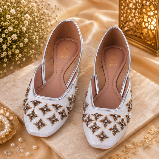 Amica Slexia Ivory Gold Embroidered Festive Jutti