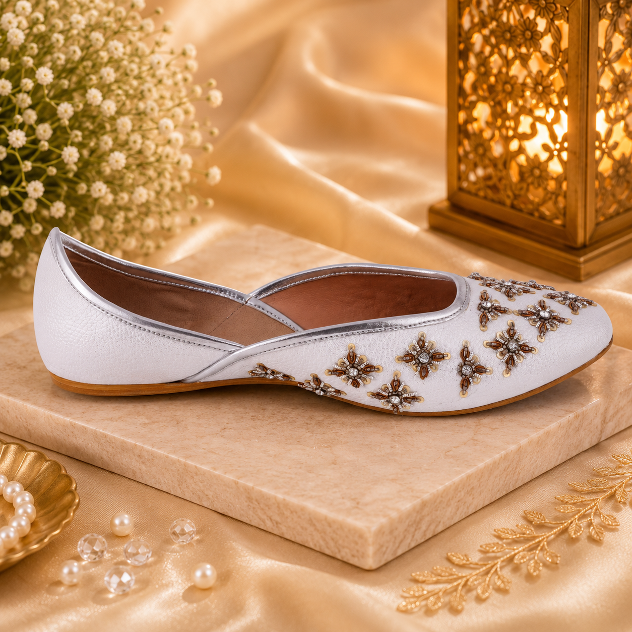 Amica Slexia Ivory Gold Embroidered Festive Jutti