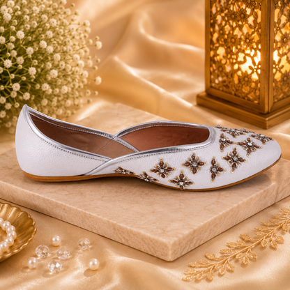 Amica Slexia Ivory Gold Embroidered Festive Jutti